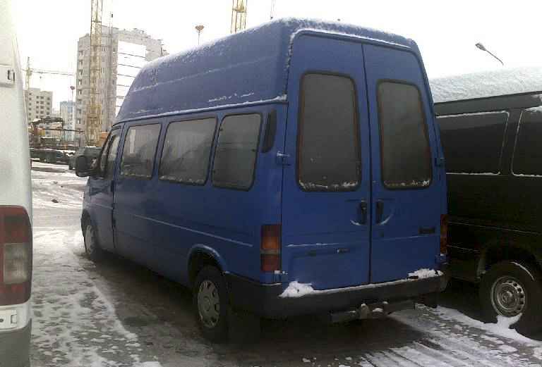 Пассажирские перевозки по городу. 13 человек из Павловская Слобода в Москва