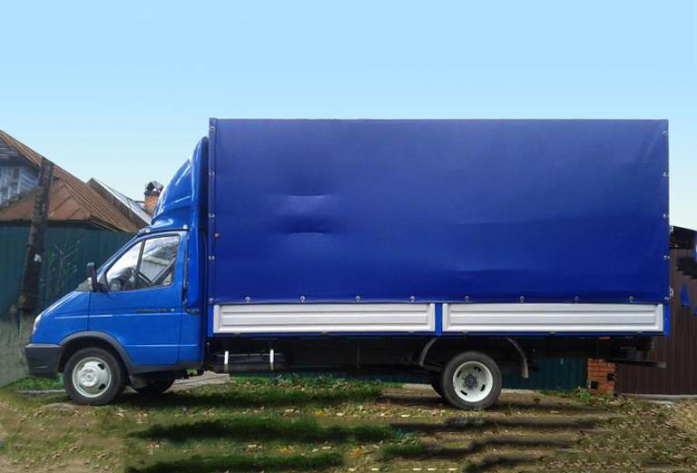 Заказ газели тент для перевозки попутных грузов попутно из Луга в Подольск